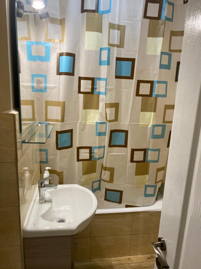 Garsoniera Lux Mioritei Apartment Bacău Екстериор снимка